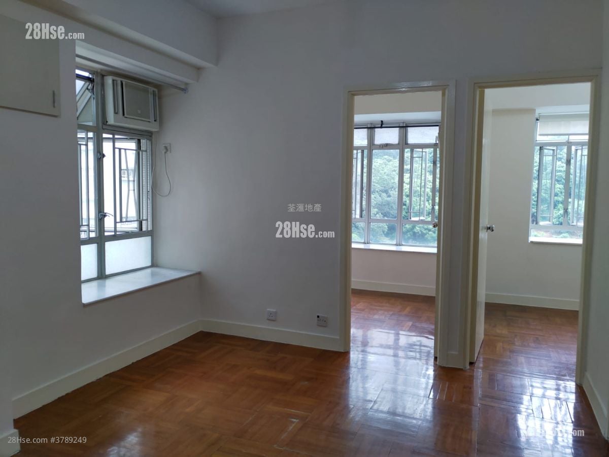 Kam Fung Garden Sell 1 Bathroom 340 ft²
