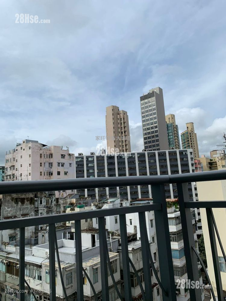 Mod 595 Sell 2 Bedrooms , 1 Bathroom 483 ft²