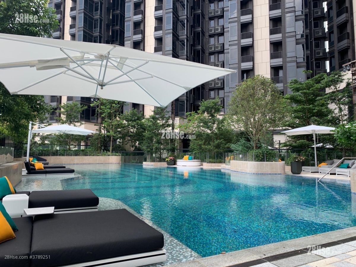 高尔夫御苑 售盘 4 房 , 3 浴室 1,607 平方尺