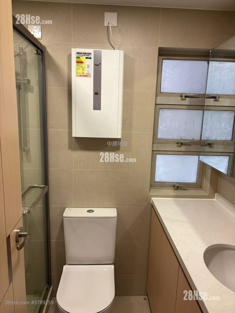 Kingswood Villas Rental 2 Bedrooms , 1 Bathroom 446 ft²