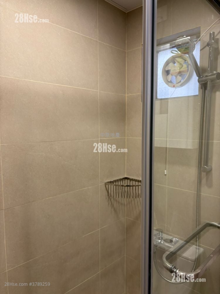 Kingswood Villas Rental 2 Bedrooms , 1 Bathroom 446 ft²