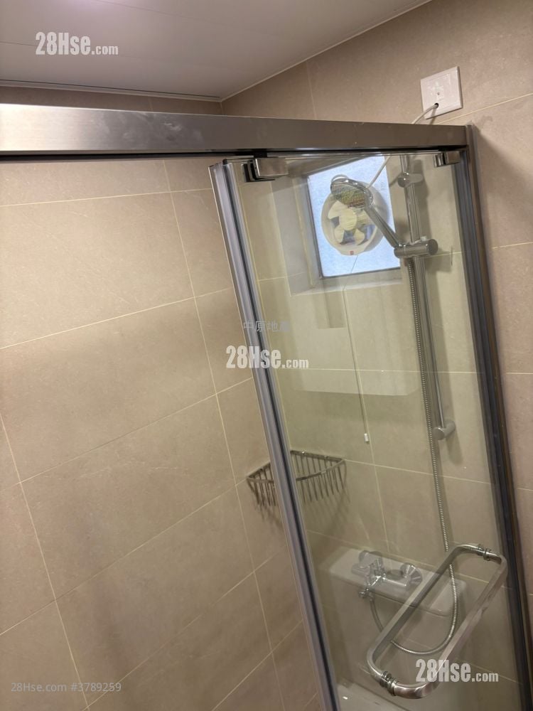 Kingswood Villas Rental 2 Bedrooms , 1 Bathroom 446 ft²