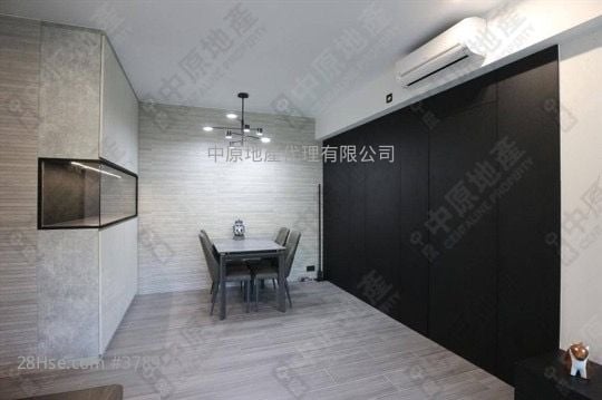 岚山 售盘 3 房 845 平方尺