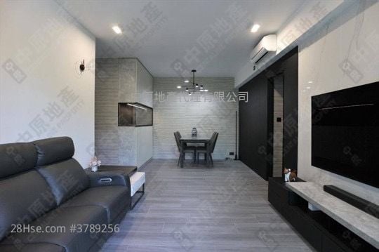 岚山 售盘 3 房 845 平方尺