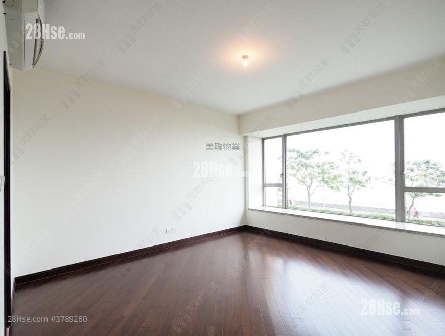 主人房: 逸珑湾 售盘 4 房 , 4 浴室 1,774 平方尺