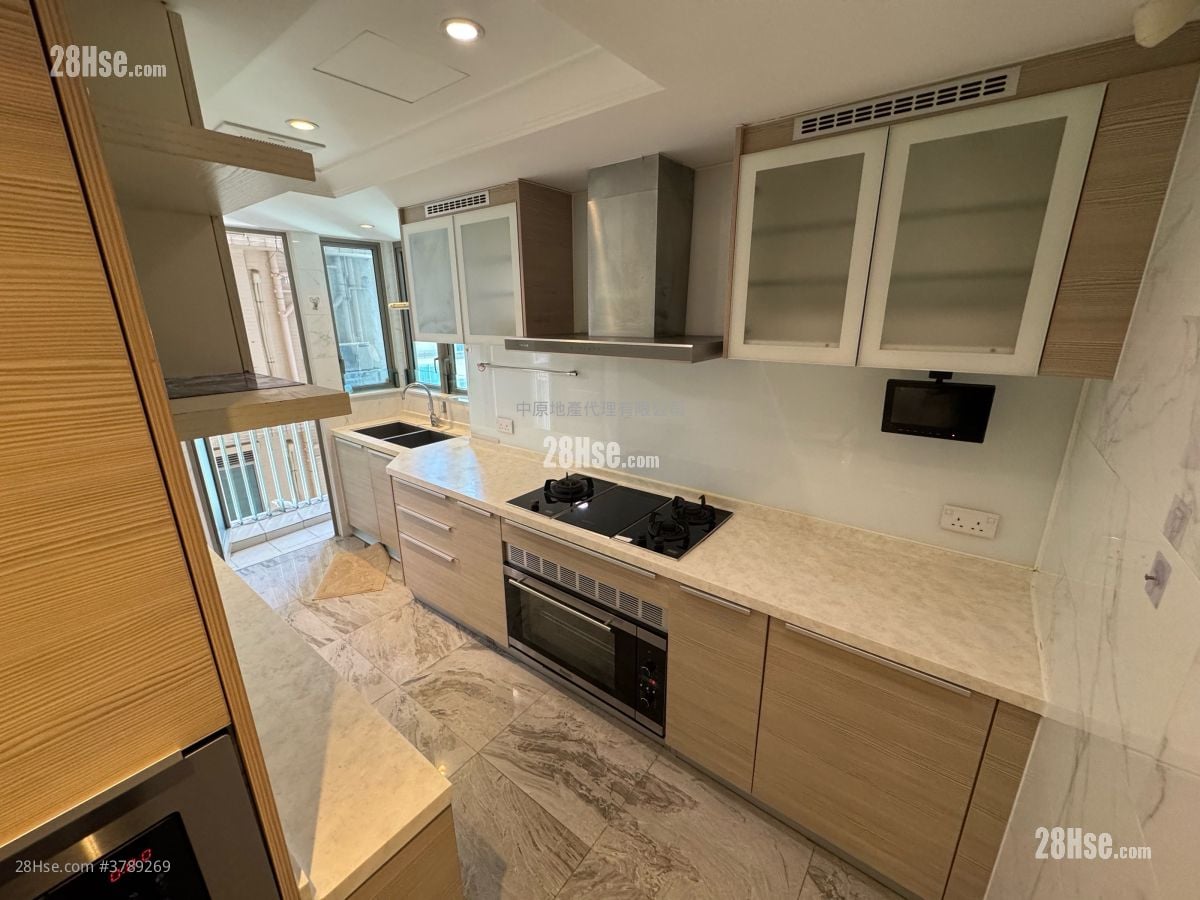 Mayfair By The Sea Sell 3 Bedrooms 1,400 ft²