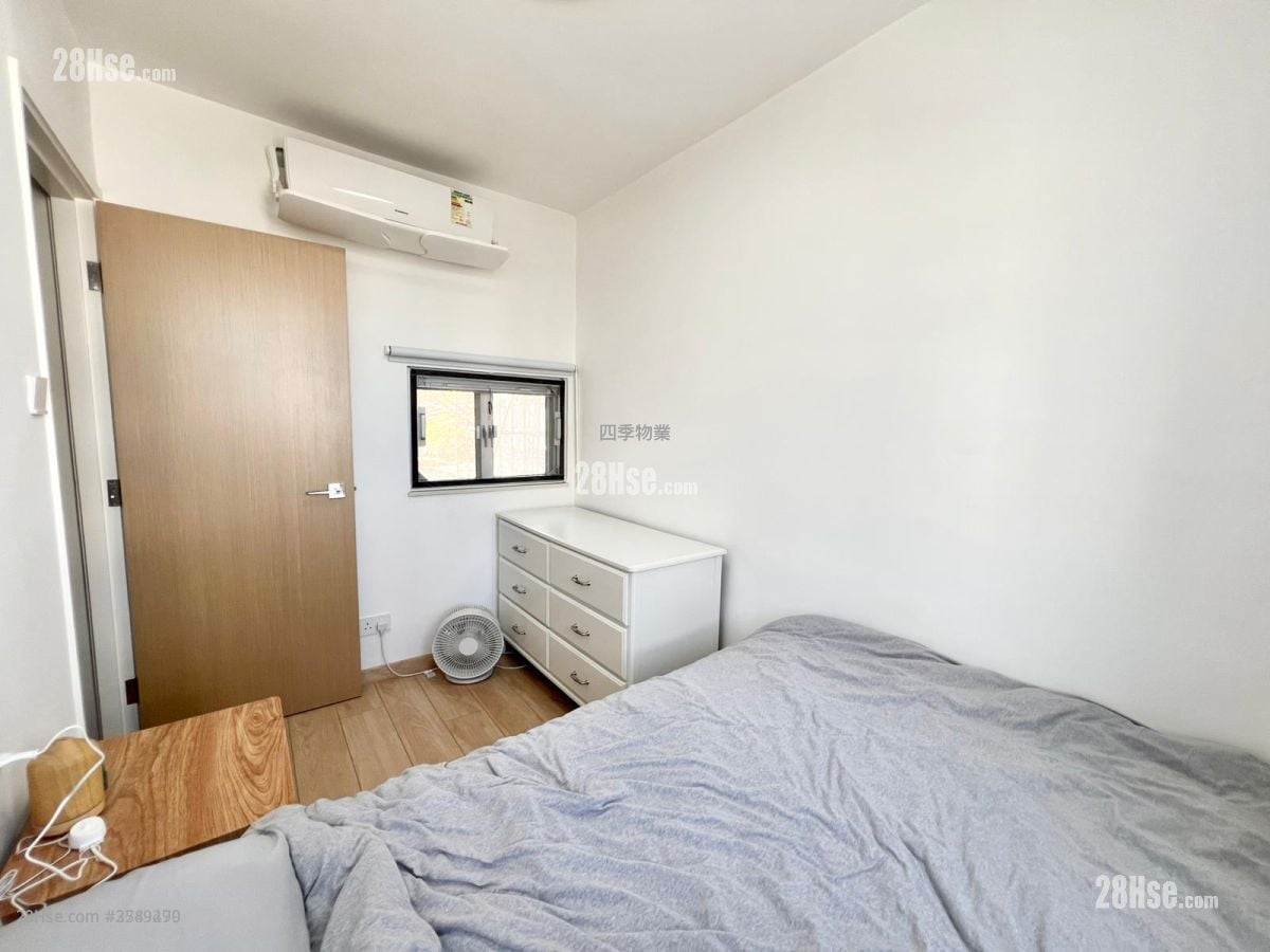 唐楼 售盘 2 房 , 1 浴室 412 平方尺