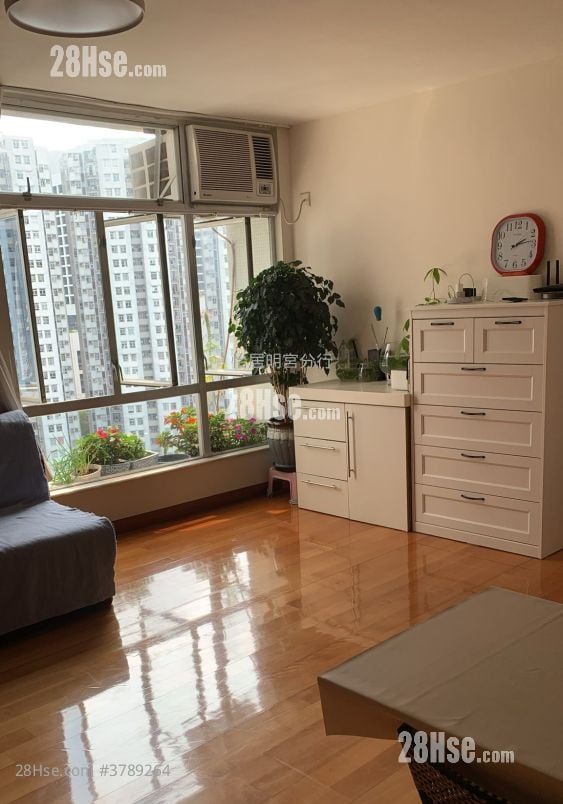 太古城 售盘 3 房 , 2 浴室 647 平方尺