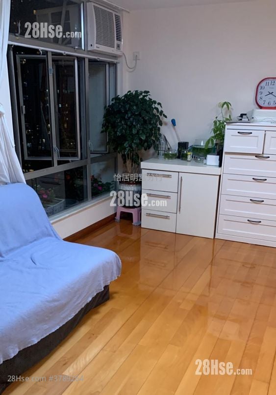 太古城 售盘 3 房 , 2 浴室 647 平方尺