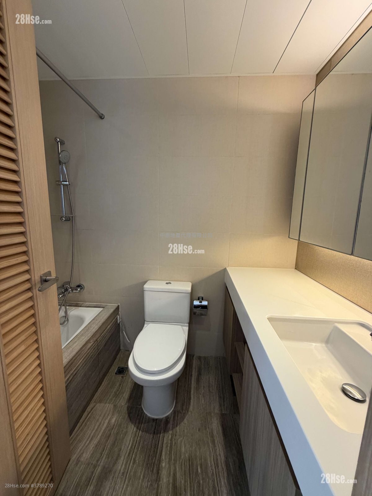 升荟 租盘 669 平方尺