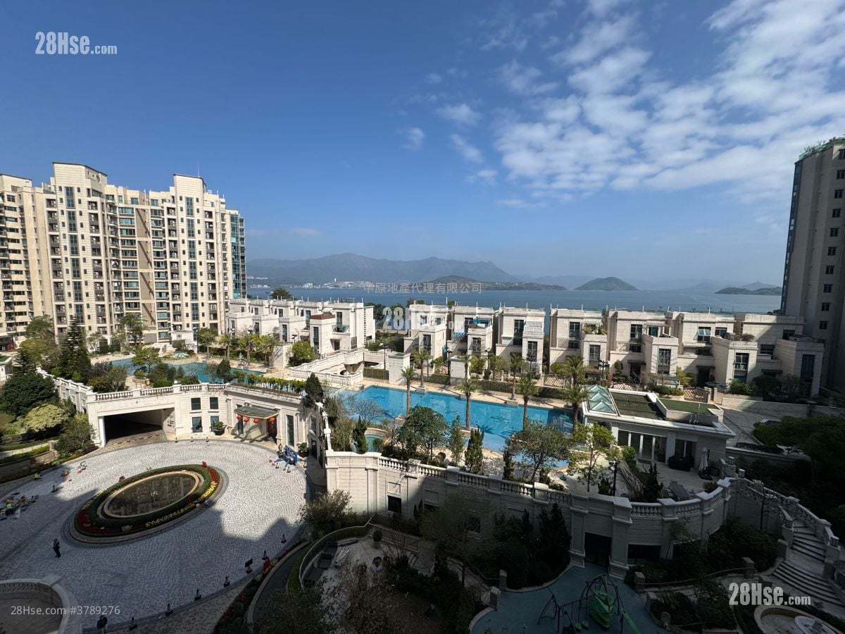 Mayfair By The Sea Rental 3 Bedrooms 1,400 ft²