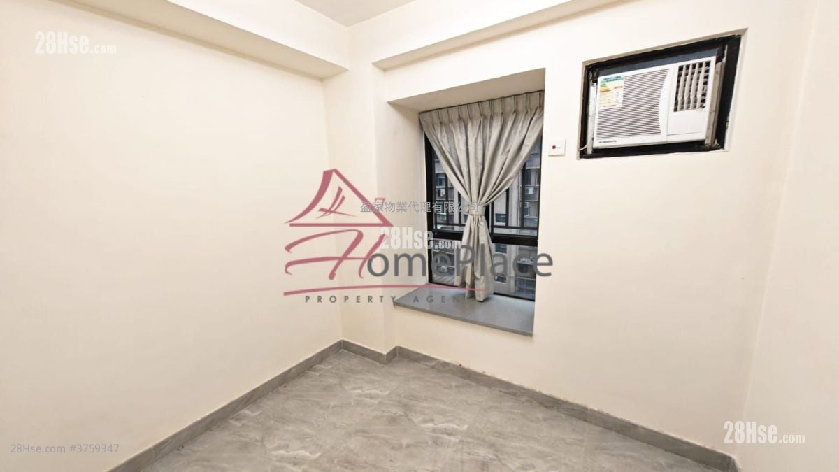 Hongway Garden Sell 2 Bedrooms , 1 Bathroom 425 ft²