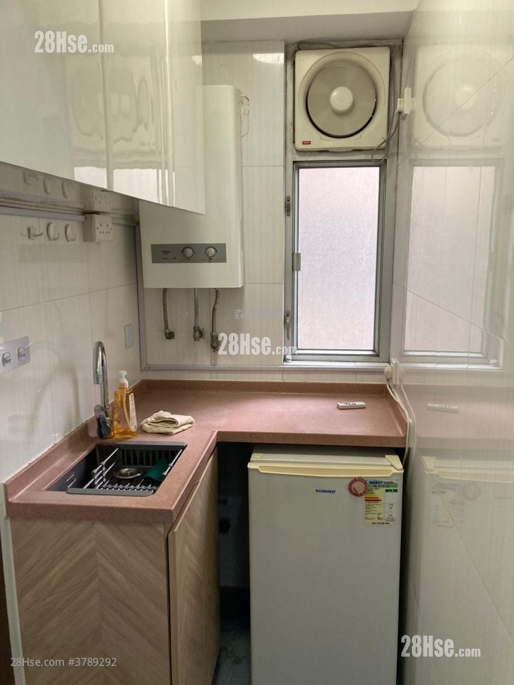 嘉威大厦 租盘 1 房 , 1 浴室 233 平方尺