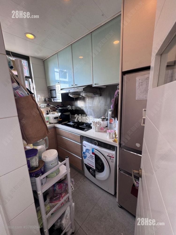 H Cube Sell 423 ft²