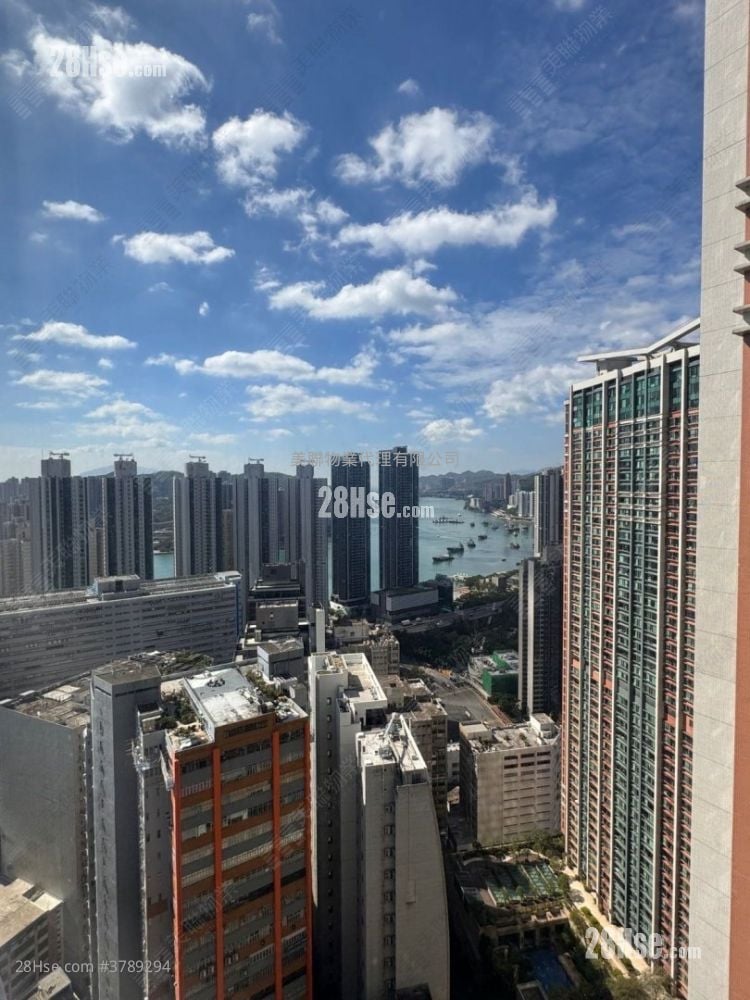 H Cube Sell 423 ft²