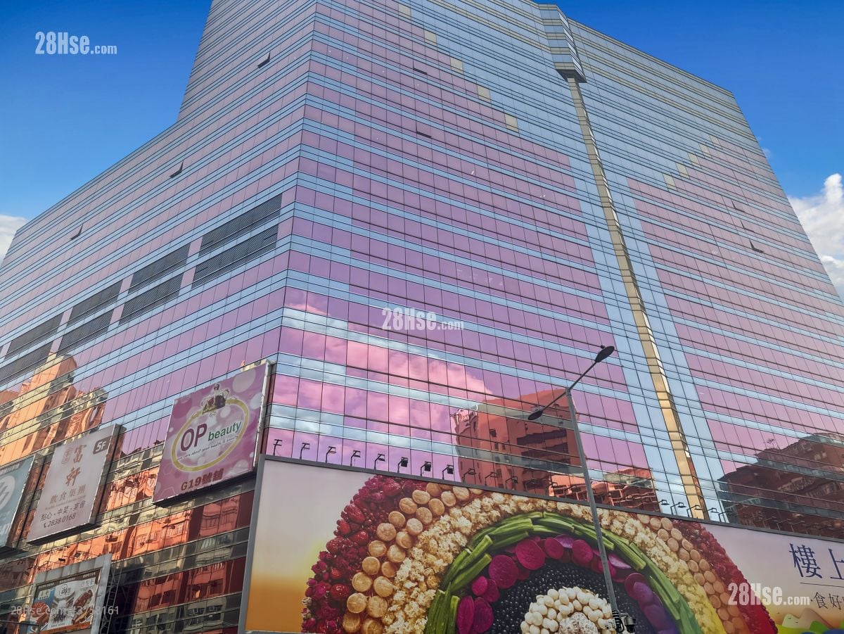 Pioneer Centre Rental 22,141 ft²