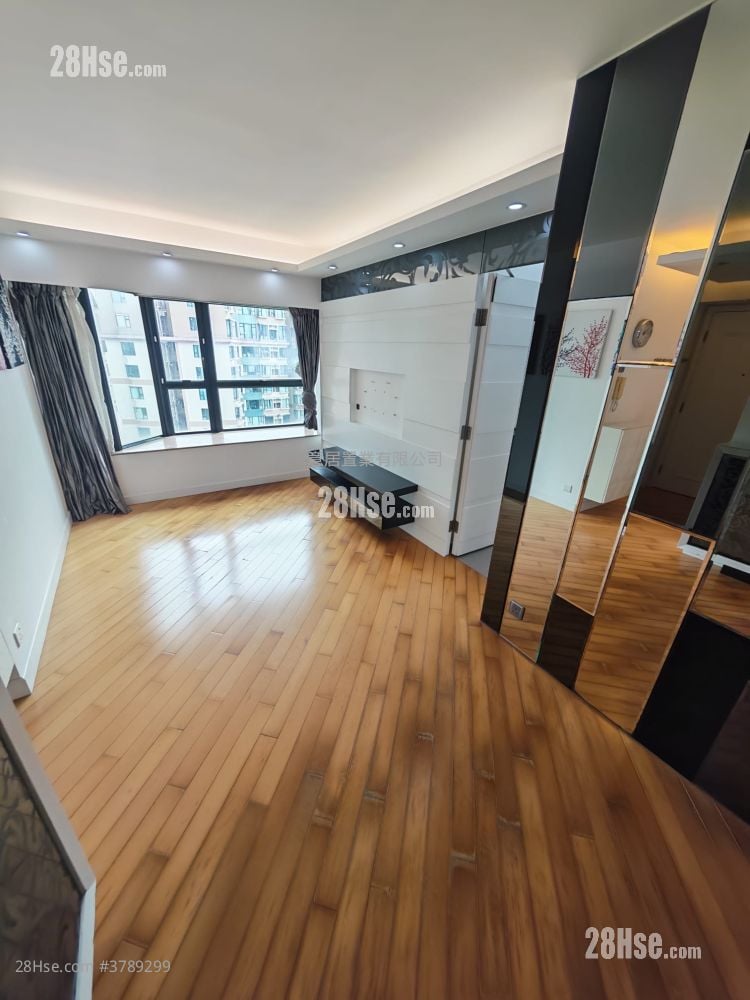 Villa By The Park Sell 2 Bedrooms , 1 Bathroom 442 ft²