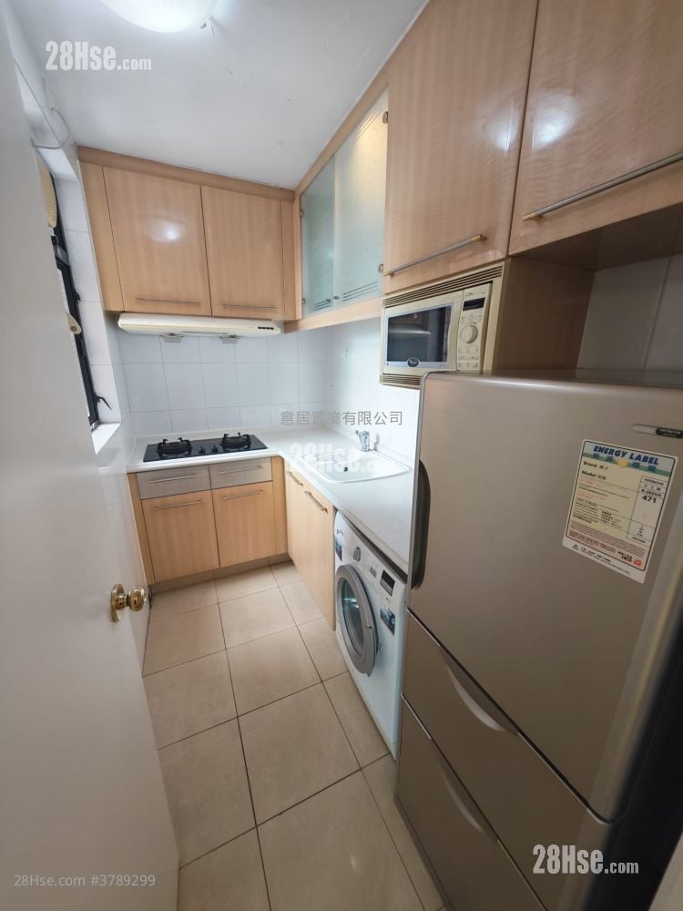 Villa By The Park Sell 2 Bedrooms , 1 Bathroom 442 ft²