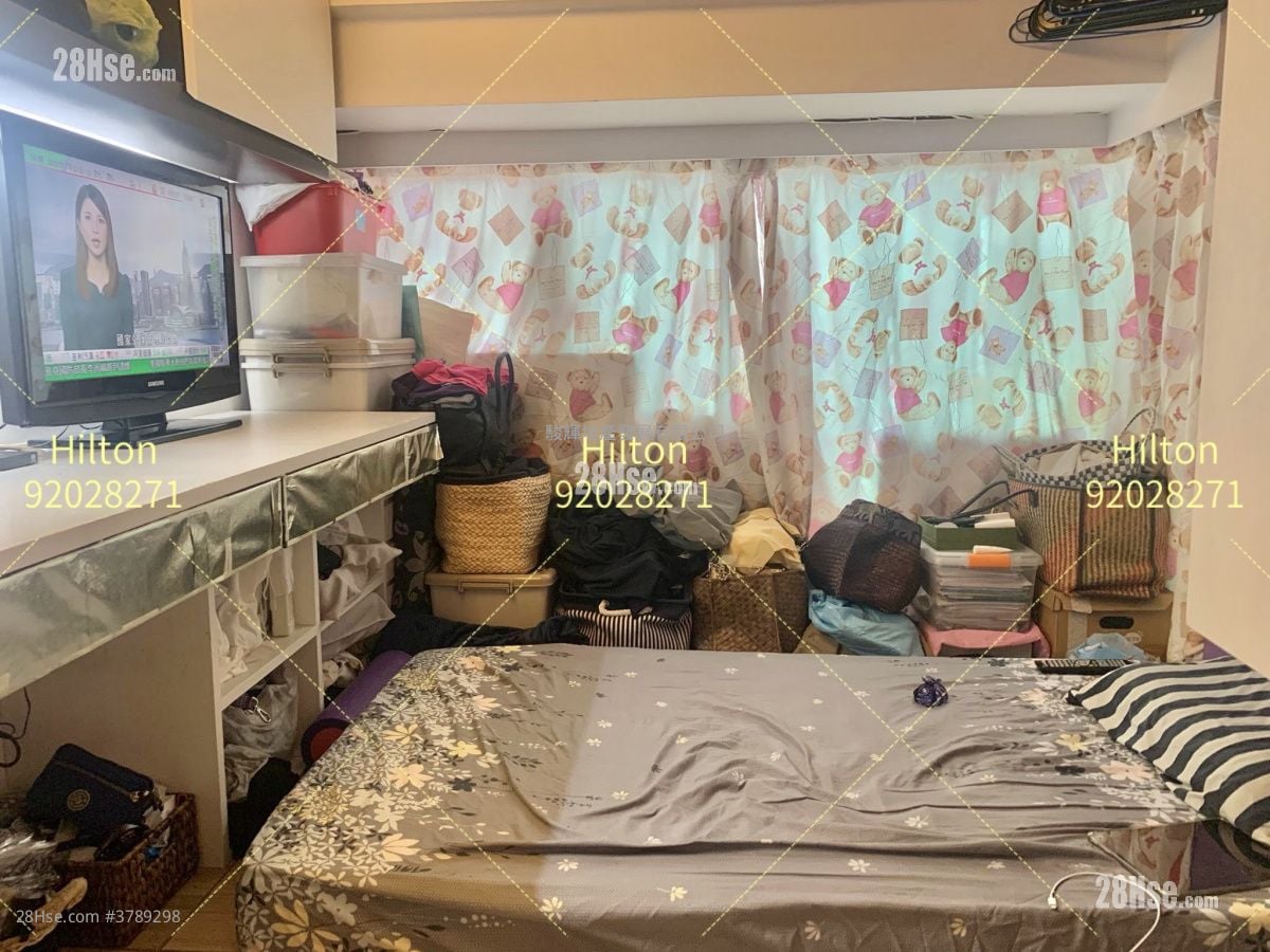 The Waterfront Sell 3 Bedrooms , 2 Bathrooms 935 ft²