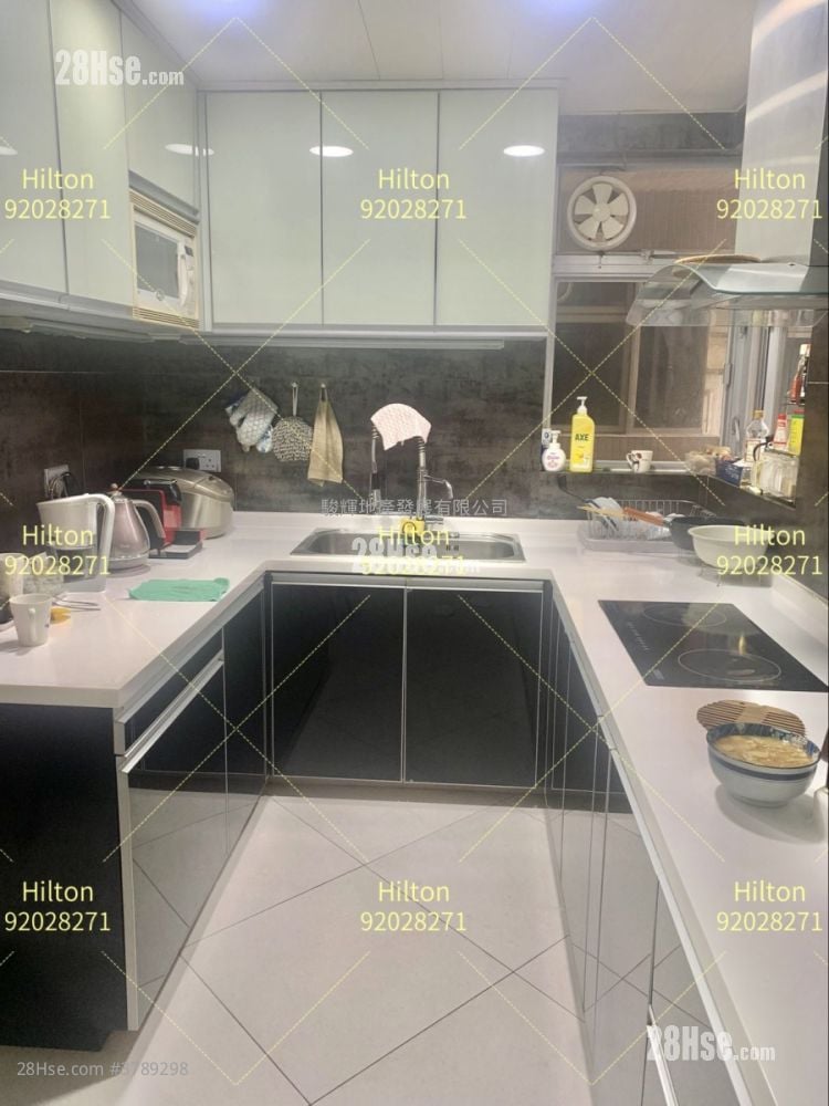 The Waterfront Sell 3 Bedrooms , 2 Bathrooms 935 ft²