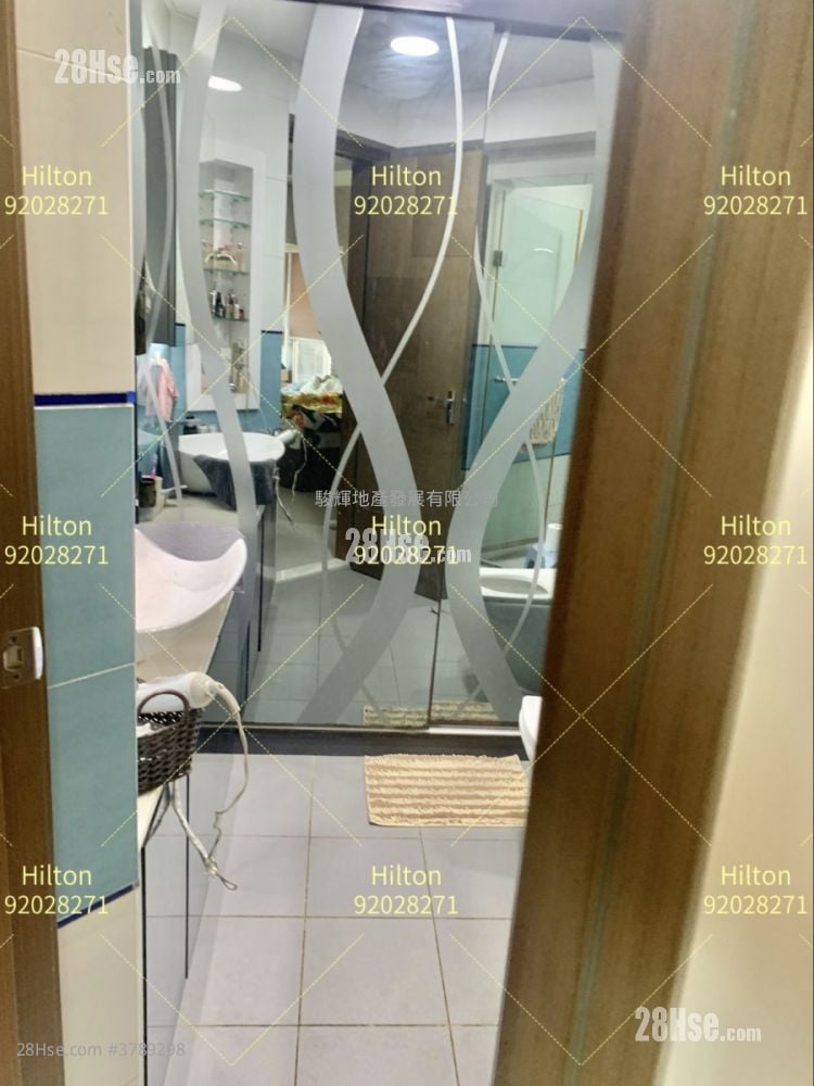 The Waterfront Sell 3 Bedrooms , 2 Bathrooms 935 ft²