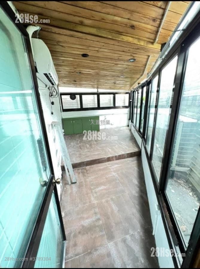 茵翠豪庭 租盘 5+ 房 , 2 浴室 793 平方尺