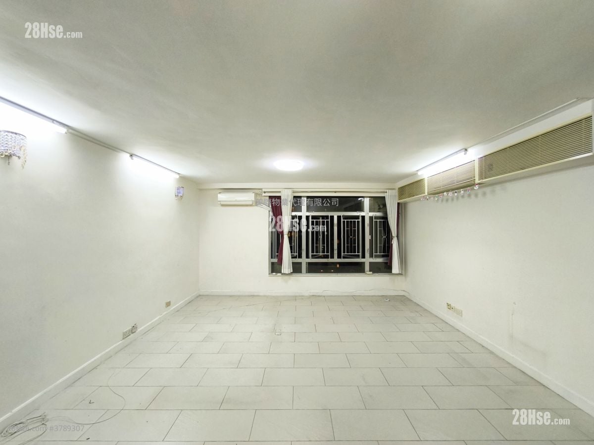 Mei Foo Sun Chuen Sell 3 Bedrooms , 2 Bathrooms 918 ft²