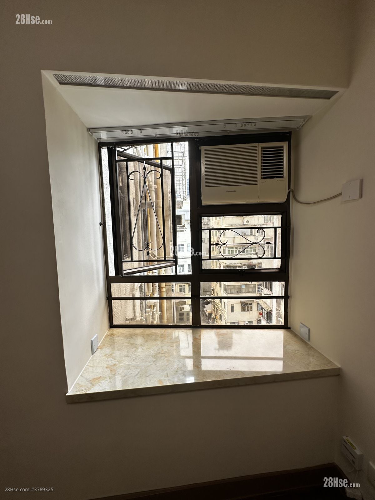 Nam Cheong Centre Rental 2 Bedrooms , 1 Bathroom 366 ft²