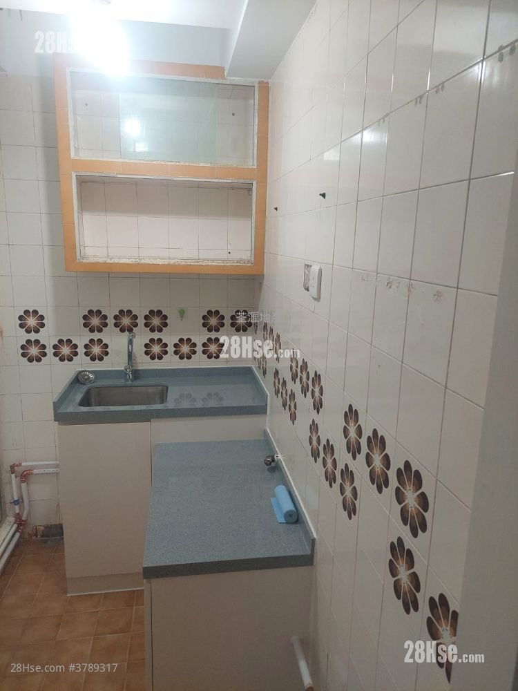 荃德花园 售盘 2 房 , 1 浴室 287 平方尺