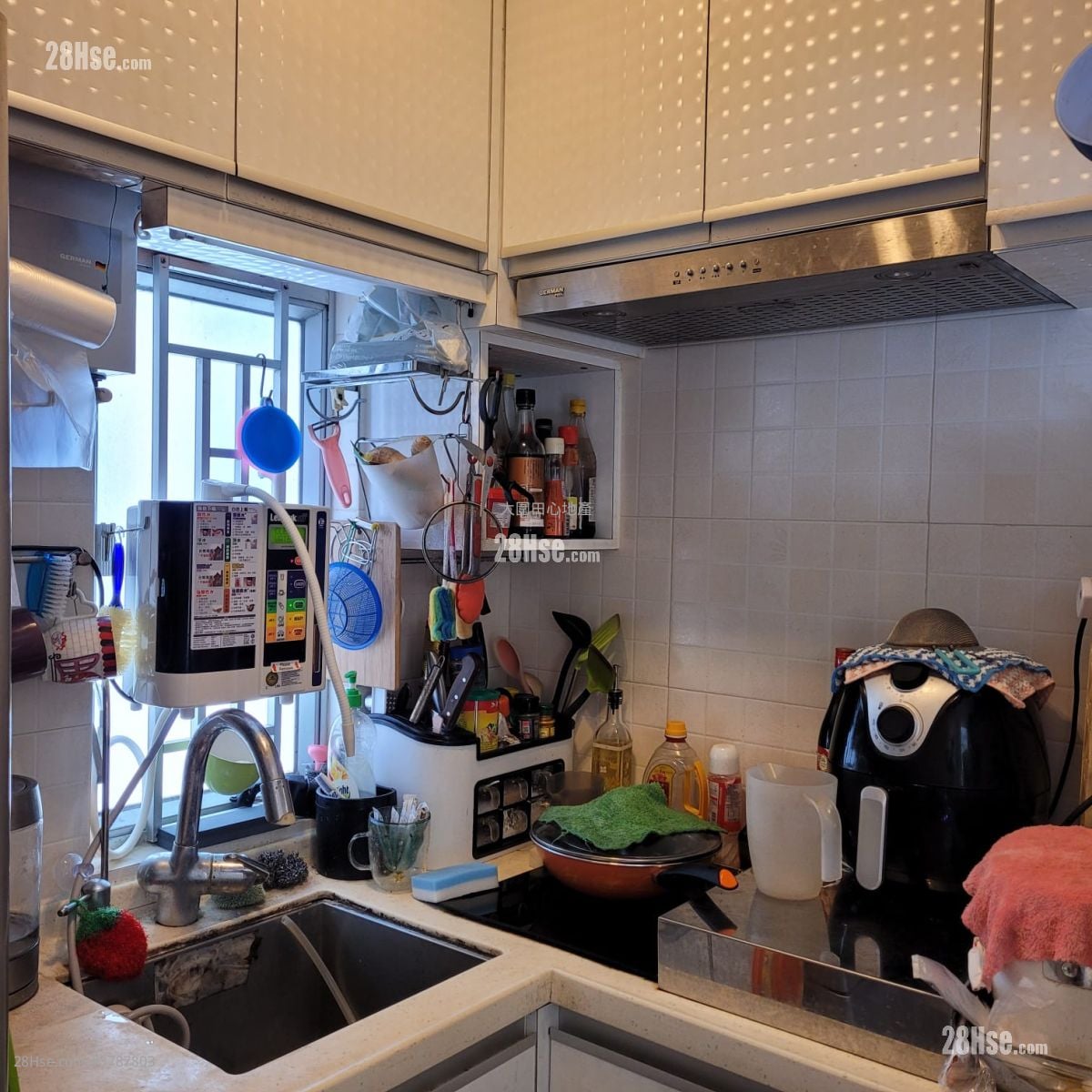 Golden Lion Garden Sell 2 Bedrooms , 1 Bathroom 321 ft²