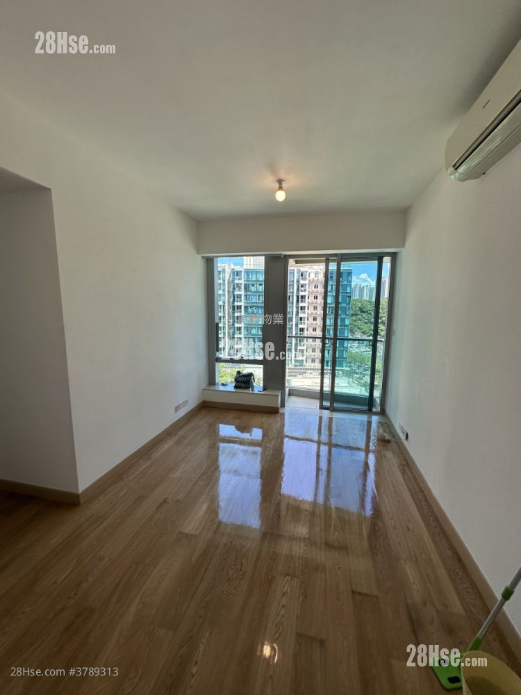 SAVANNAH 售盘 3 房 , 2 浴室 723 平方尺