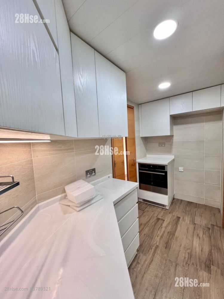 Tierra Verde Sell 4 Bedrooms , 2 Bathrooms 767 ft²