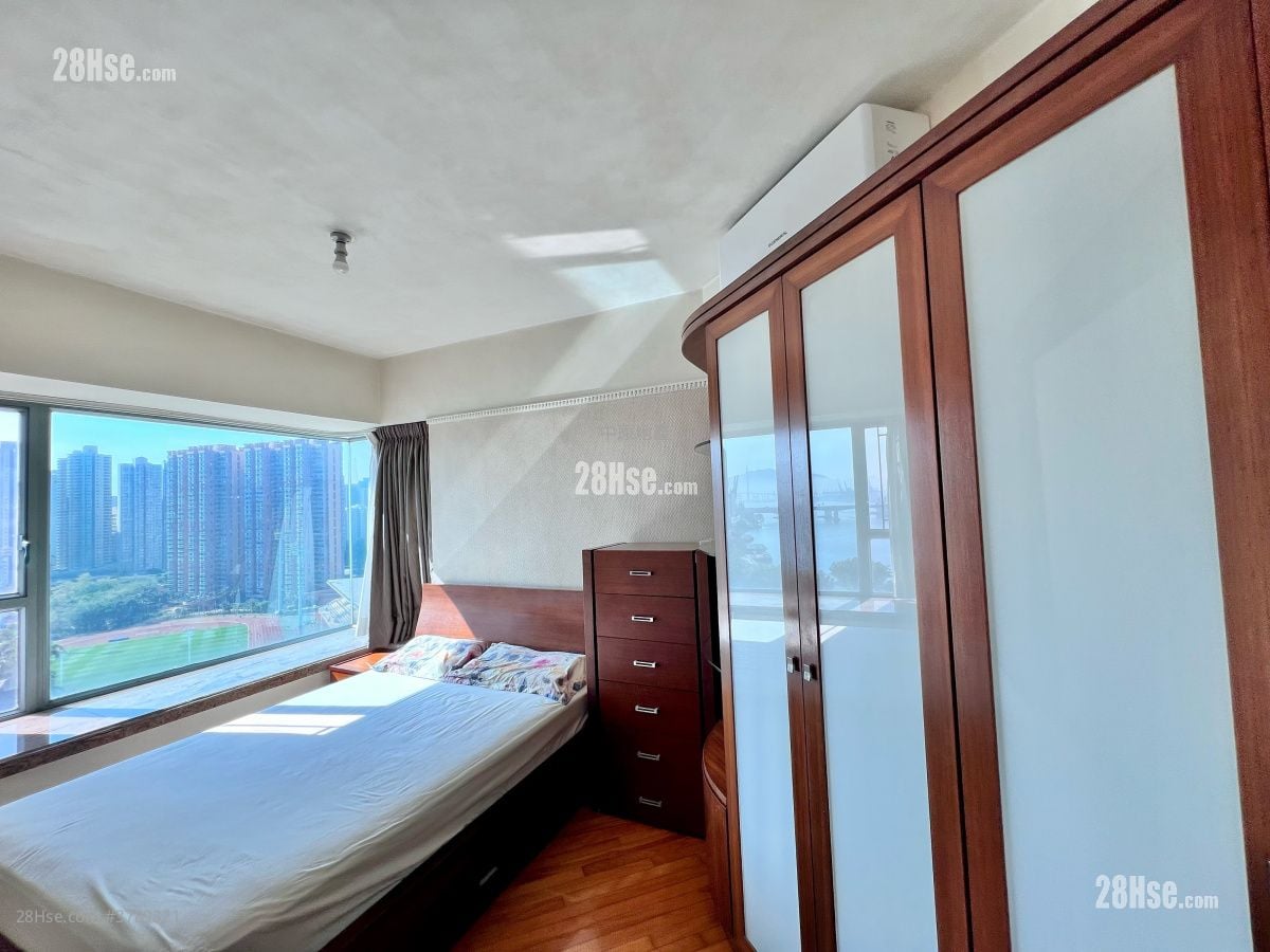 Tierra Verde Sell 4 Bedrooms , 2 Bathrooms 767 ft²