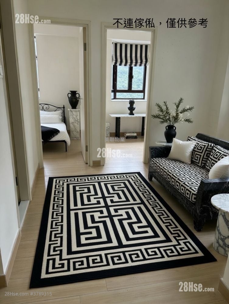 Wai Wah Centre Sell 2 Bedrooms , 1 Bathroom 358 ft²