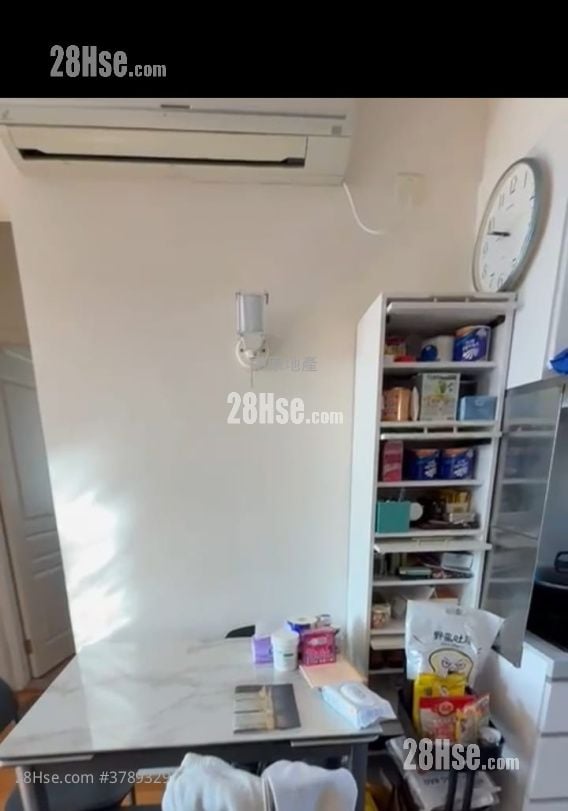 Horizon Place Sell 2 Bedrooms , 1 Bathroom 410 ft²