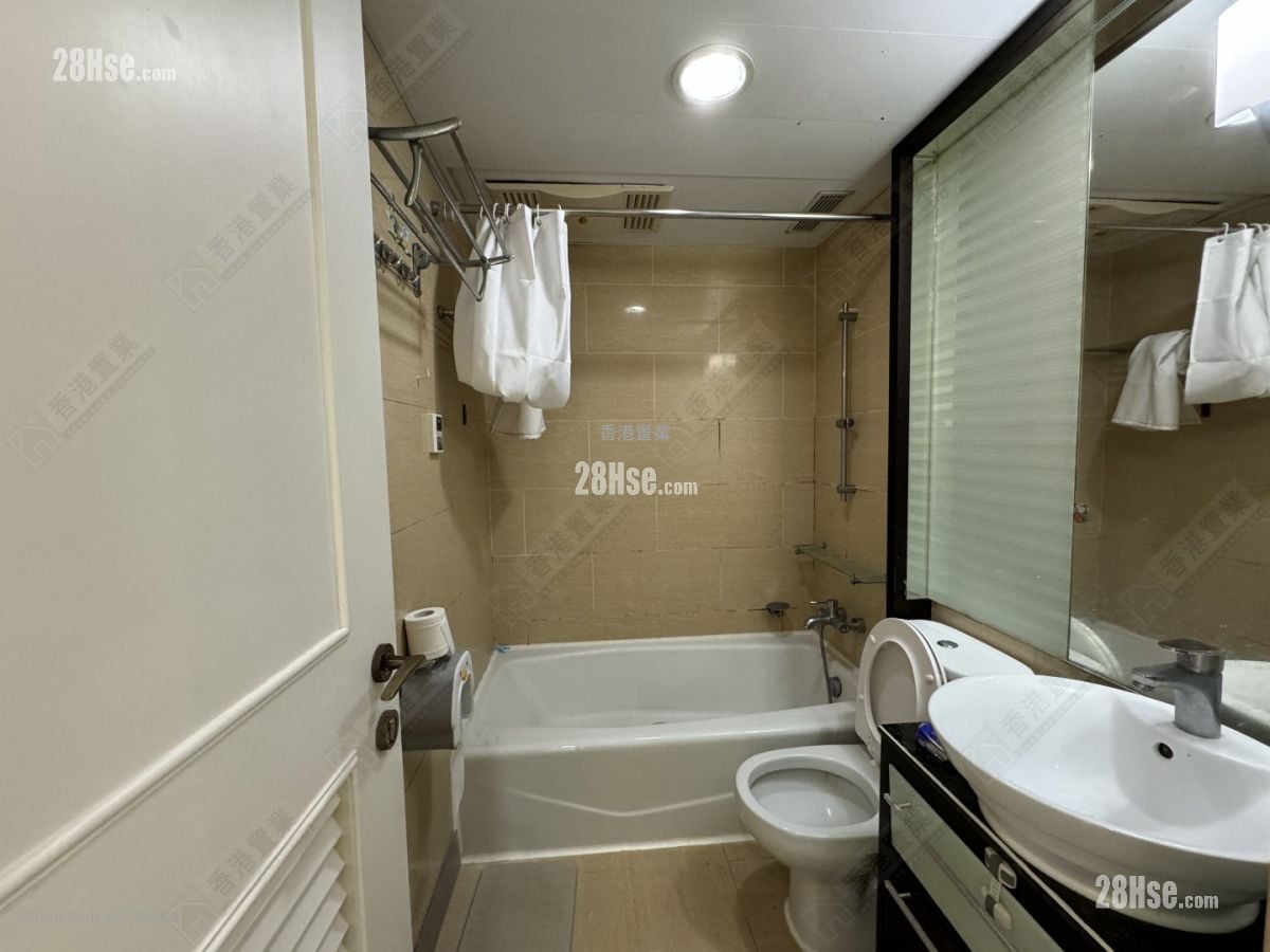 Banyan Garden Rental 2 Bedrooms , 1 Bathroom 473 ft²