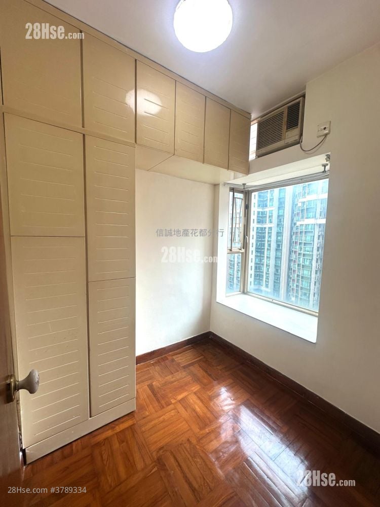 Avon Park Sell 2 Bedrooms , 1 Bathroom 400 ft²