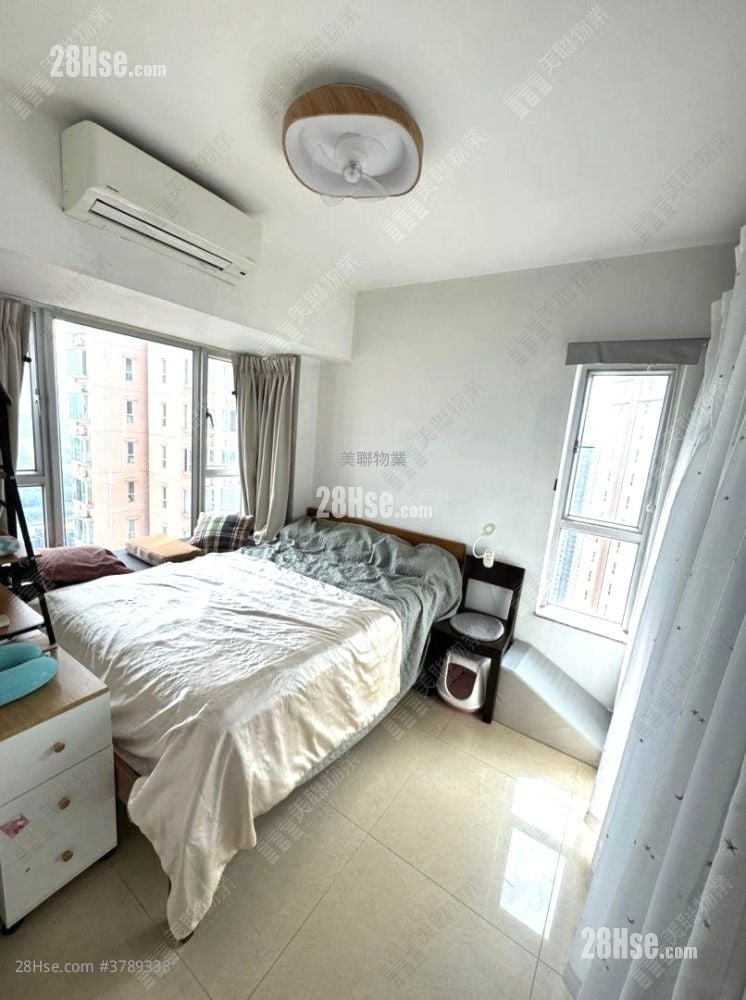 Vianni Cove Sell 2 Bedrooms , 1 Bathroom 555 ft²