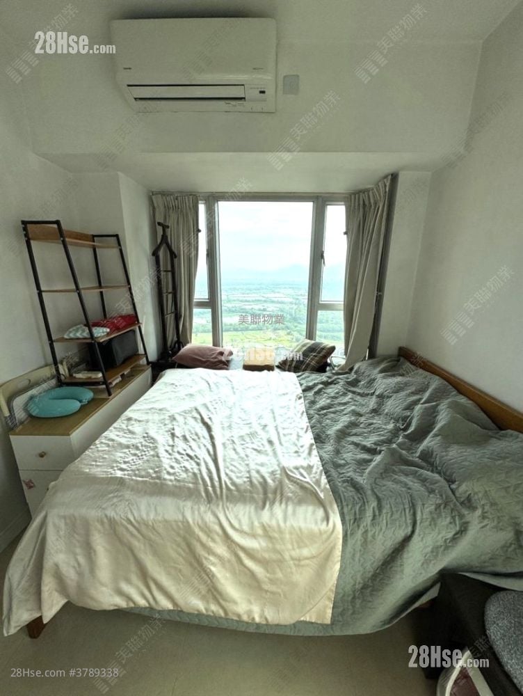 Vianni Cove Sell 2 Bedrooms , 1 Bathroom 555 ft²