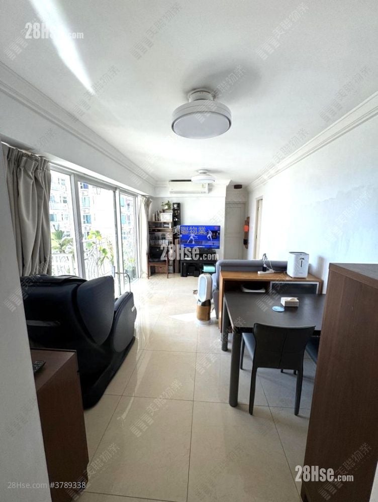 Vianni Cove Sell 2 Bedrooms , 1 Bathroom 555 ft²