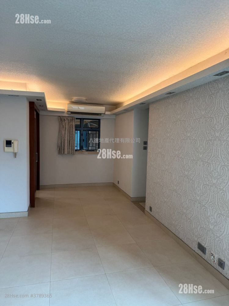 御龙居 售盘 2 房 , 1 浴室 625 平方尺