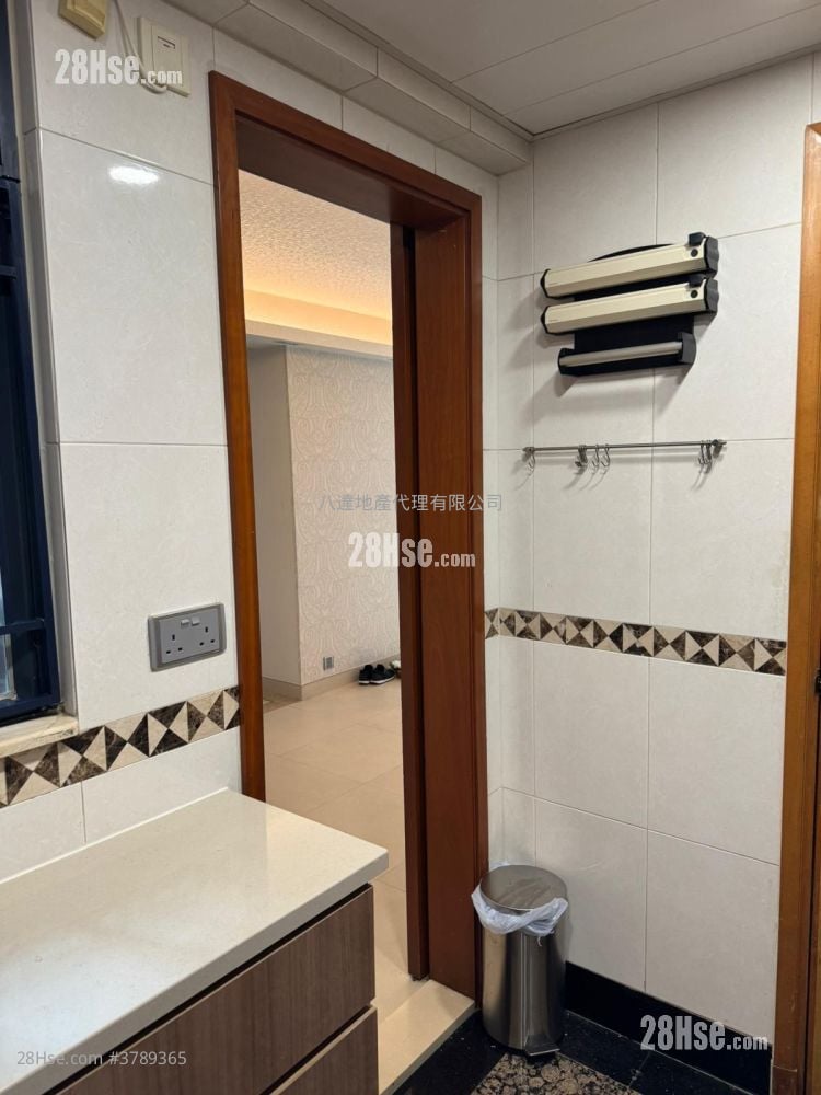 御龙居 售盘 2 房 , 1 浴室 625 平方尺