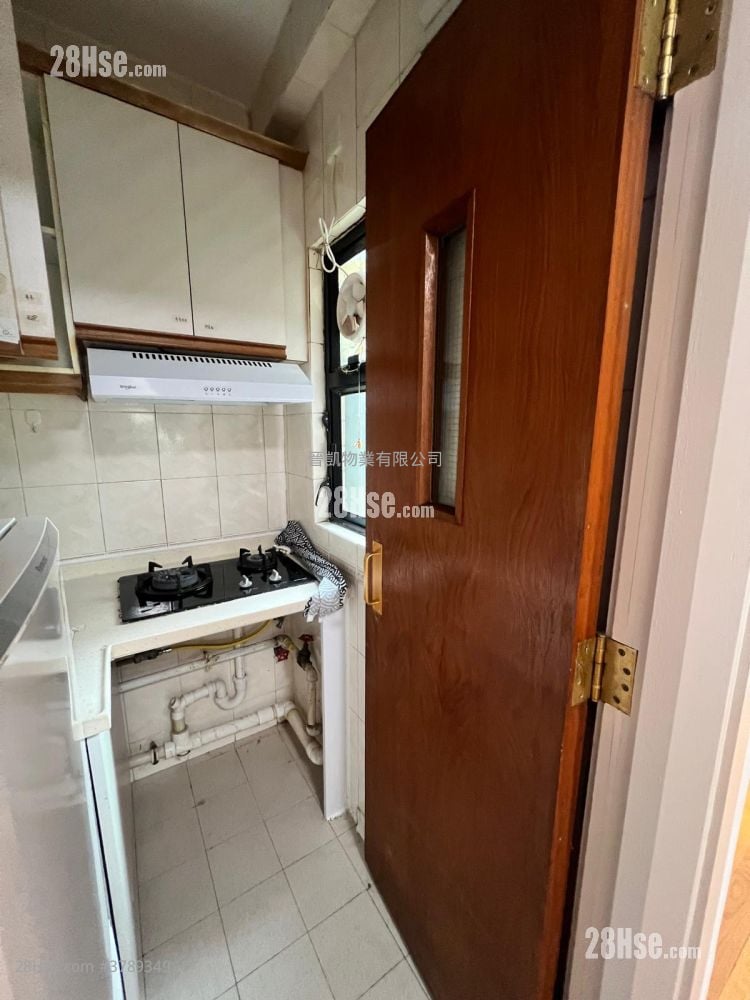 Marina Lodge Rental 2 Bedrooms , 1 Bathroom 290 ft²