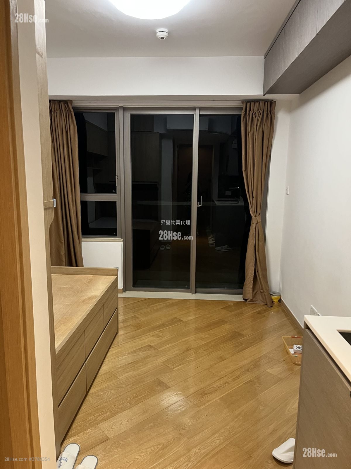 Upper East Rental Studio , 1 Bathroom 216 ft²