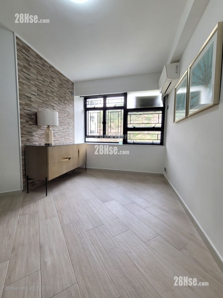 康怡花园 售盘 3 房 , 2 浴室 668 平方尺