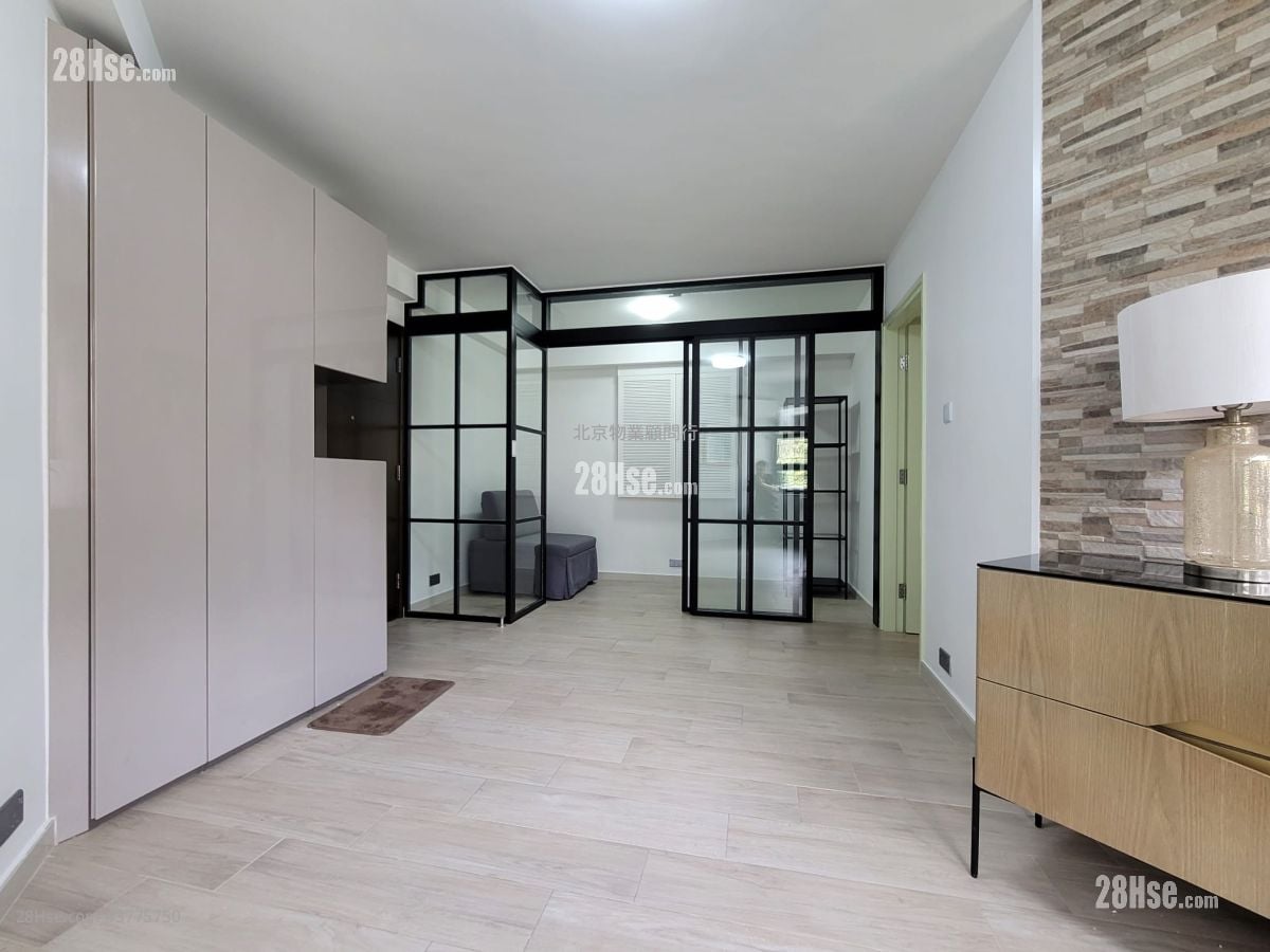 康怡花园 售盘 3 房 , 2 浴室 668 平方尺