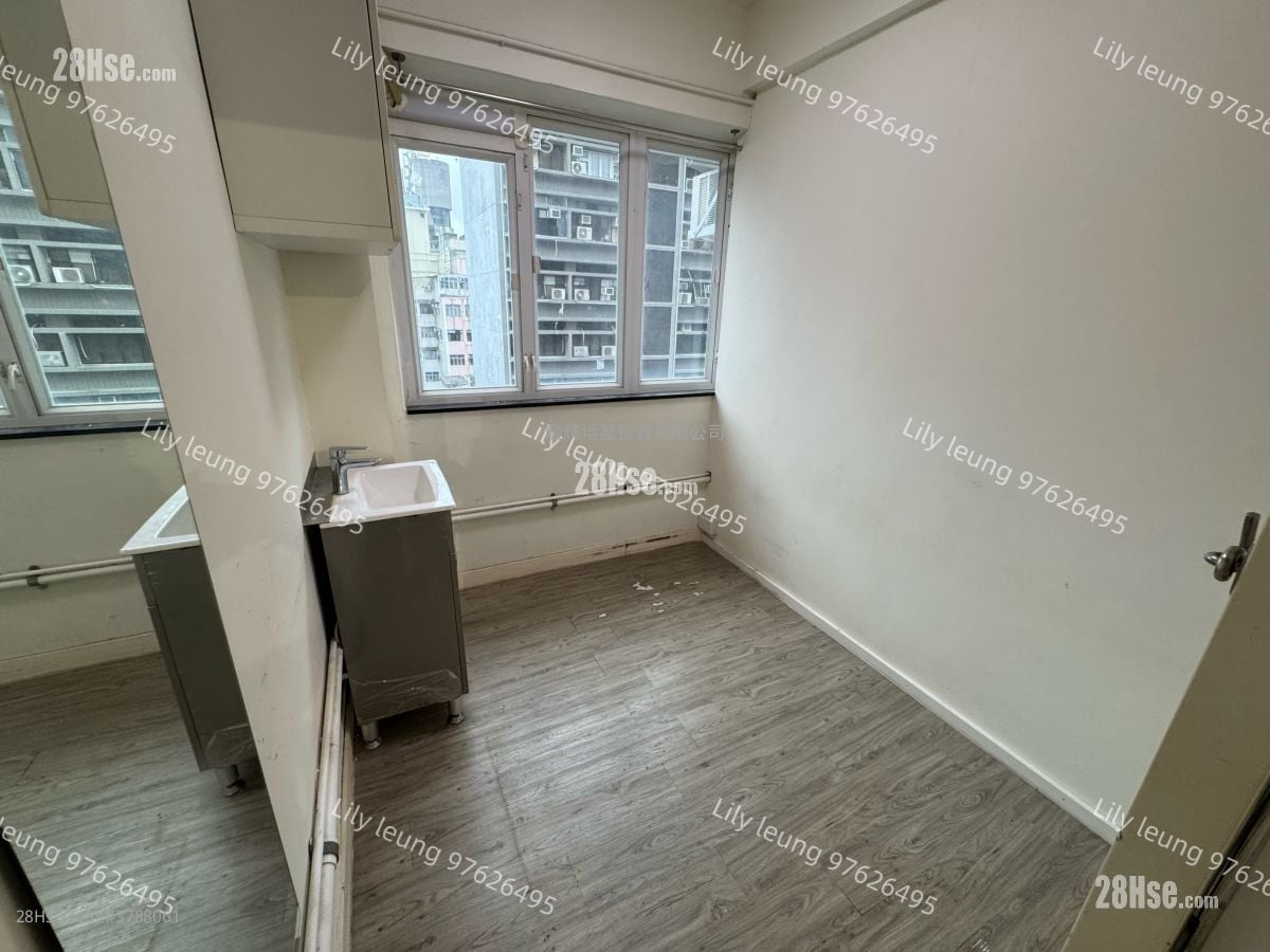 Parkes Commercial Building Rental 2 Bedrooms , 1 Toilet