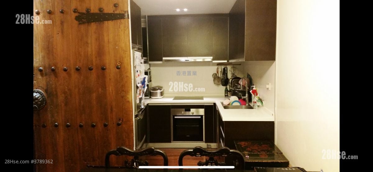 Park Island Sell 4 Bedrooms , 3 Bathrooms 1,129 ft²