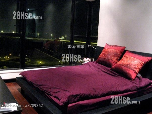 Park Island Sell 4 Bedrooms , 3 Bathrooms 1,129 ft²