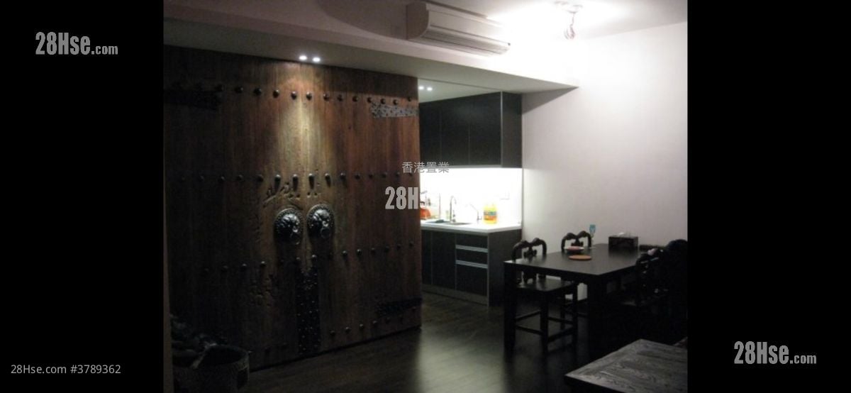 Park Island Sell 4 Bedrooms , 3 Bathrooms 1,129 ft²